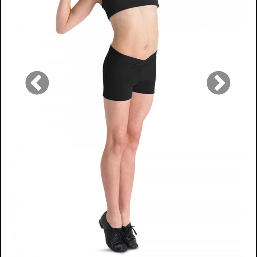 Girls Block dance shorts NWOT Size 6X/7